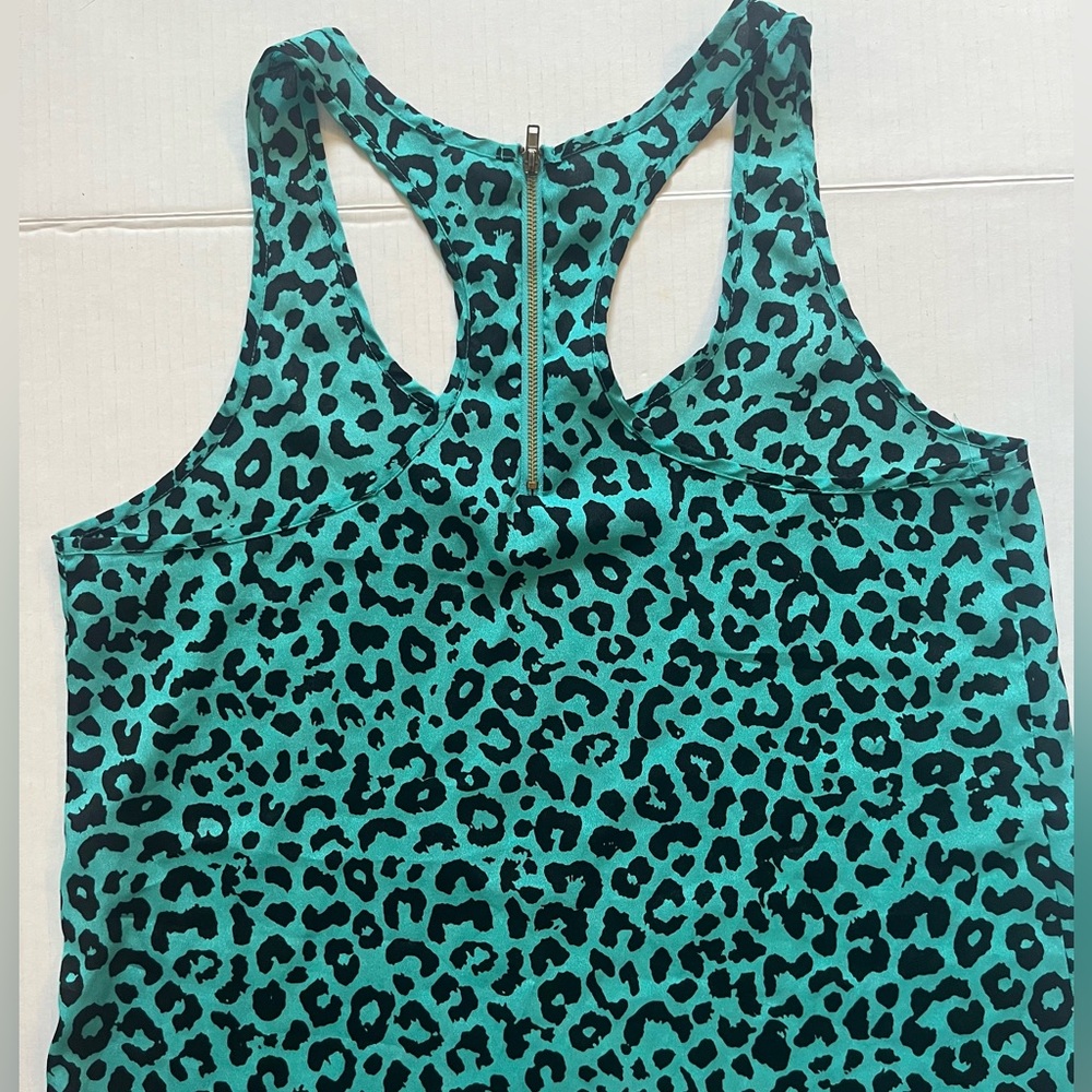 Leopard Print Racerback Tank Top - Picture 3 of 8